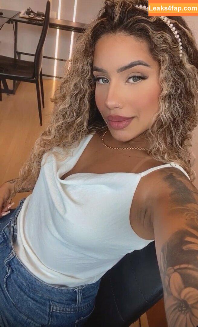Muito Linda / muito.linda_ / naticasassola leaked photo photo #0264