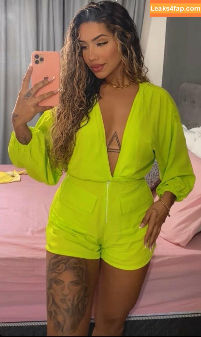 Muito Linda / muito.linda_ / naticasassola leaked photo photo #0289