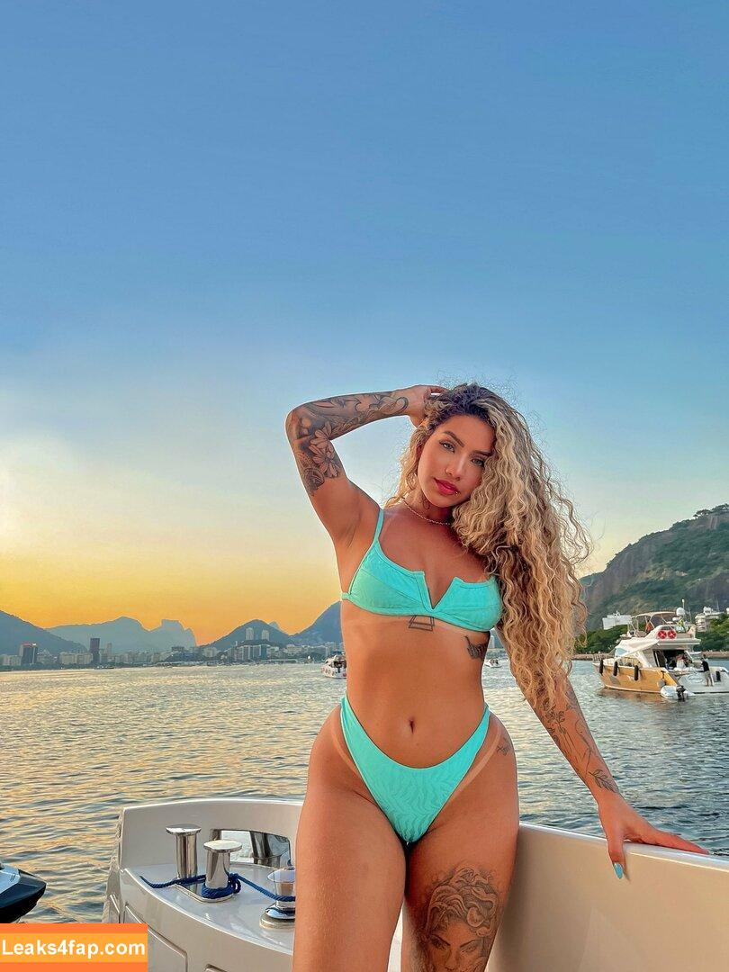 Muito Linda / muito.linda_ / naticasassola leaked photo photo #0330