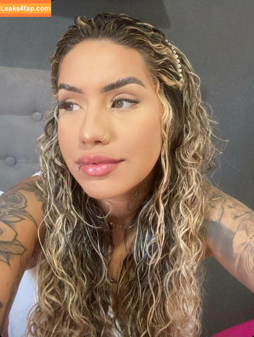 Muito Linda / muito.linda_ / naticasassola leaked photo photo #0448