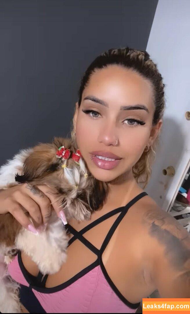 Muito Linda / muito.linda_ / naticasassola leaked photo photo #0511