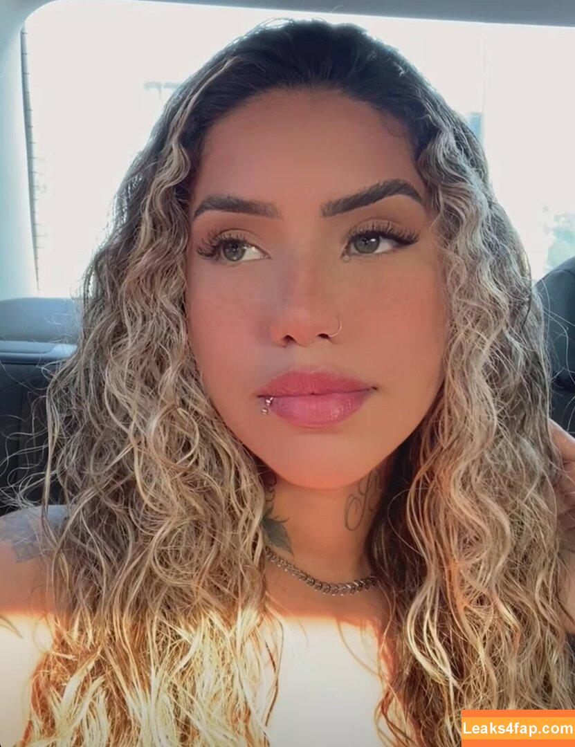Muito Linda / muito.linda_ / naticasassola leaked photo photo #0568
