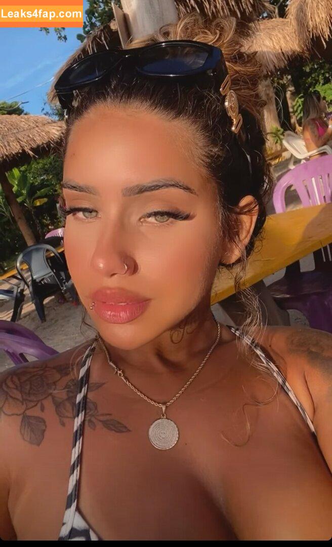 Muito Linda / muito.linda_ / naticasassola leaked photo photo #0580