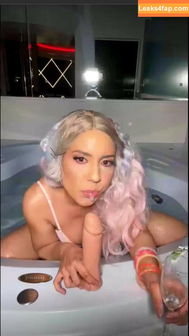 Mulher Melão / Renata Frisson / melaooficial / mulhermelao leaked photo photo #0167