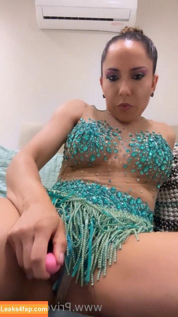 Mulher Melão / Renata Frisson / melaooficial / mulhermelao leaked photo photo #0360