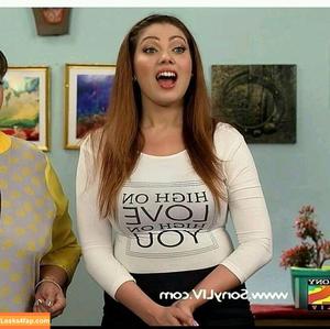 Munmun Dutta photo #0015