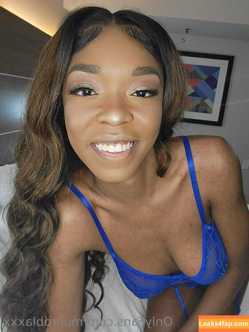 munromoans / Munro Blaxxx / moan4munro / themuny leaked photo photo #0080