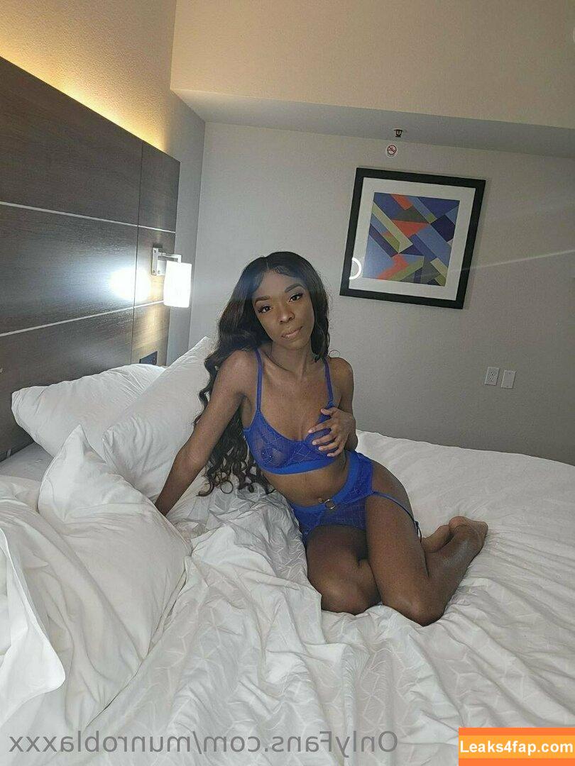 munromoans / Munro Blaxxx / moan4munro / themuny leaked photo photo #0089