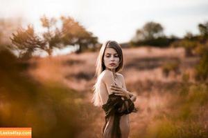 Muriel Melinda photo #0010