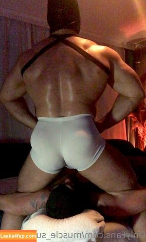 muscle_submission photo #0025