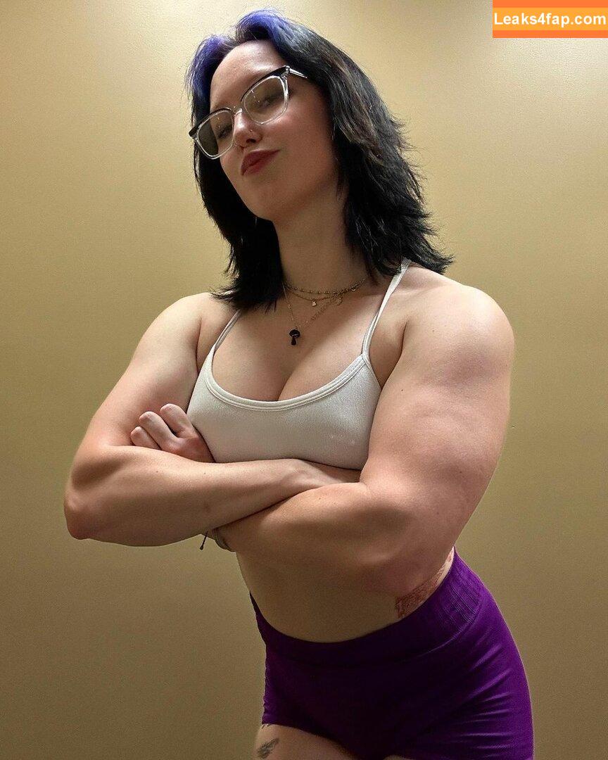 MuscleMommy002 / ellie_isom02 / musclemommy02 leaked photo photo #0055