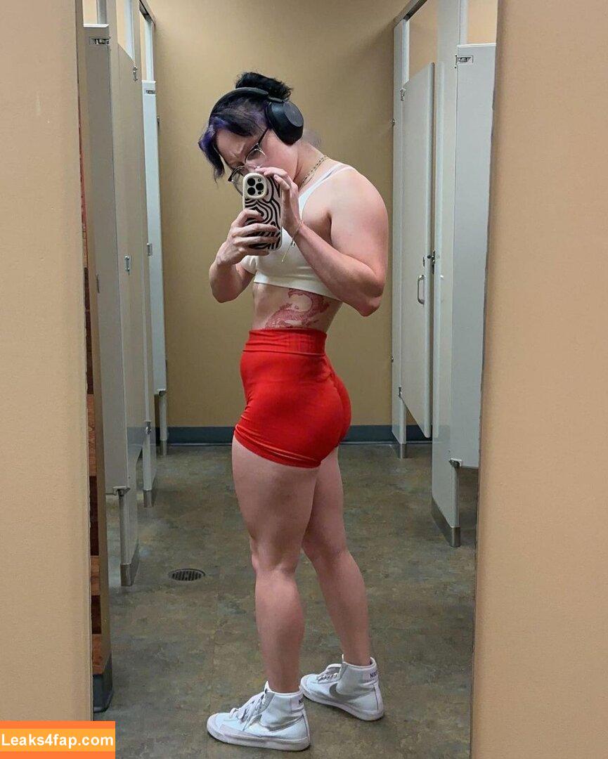 MuscleMommy002 / ellie_isom02 / musclemommy02 leaked photo photo #0057