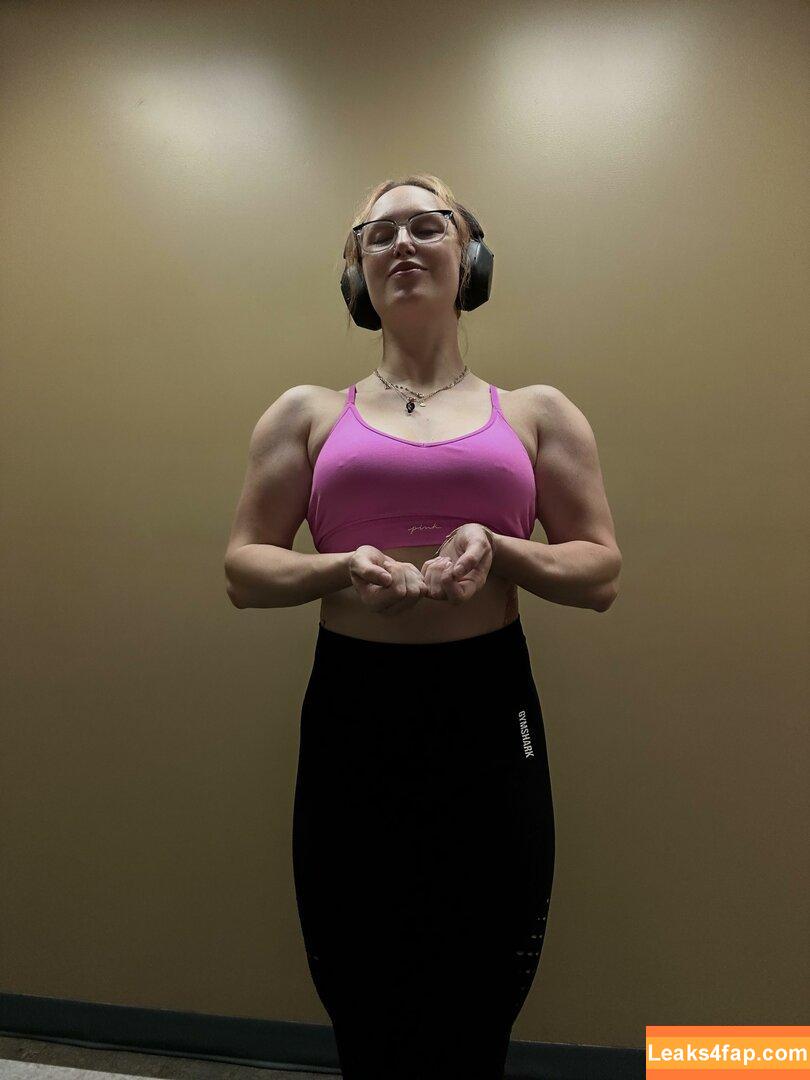 MuscleMommy002 / ellie_isom02 / musclemommy02 leaked photo photo #0073