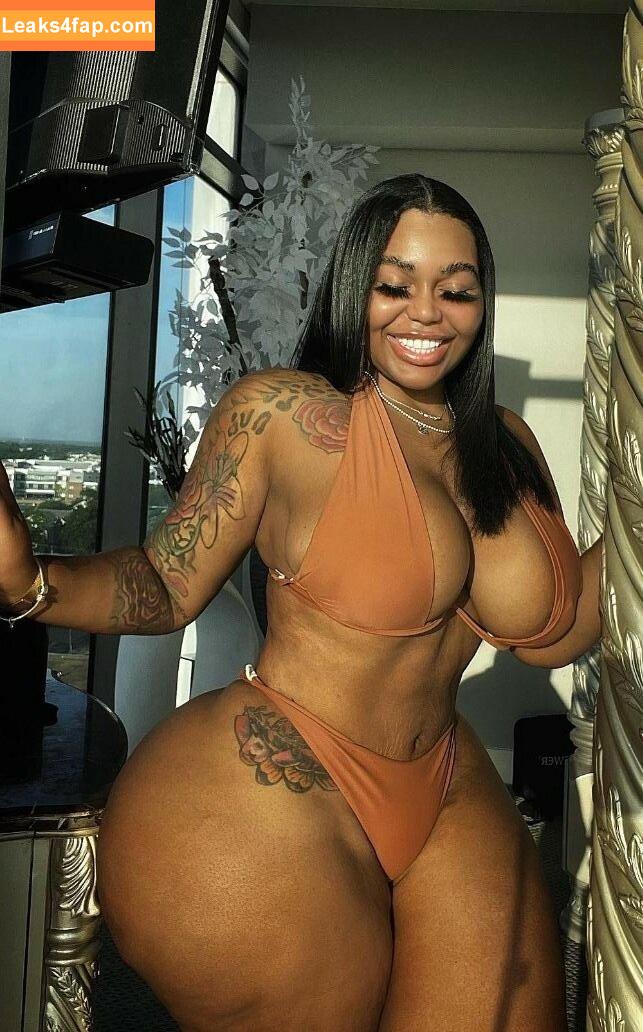 Mya Curvz / mya.curvz / myacurvz leaked photo photo #0003