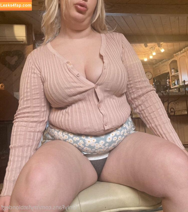 myfatblondegf /  leaked photo photo #0018