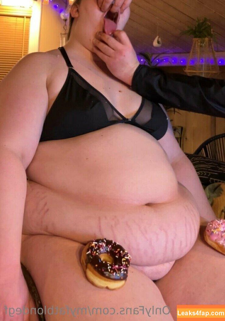 myfatblondegf /  leaked photo photo #0054