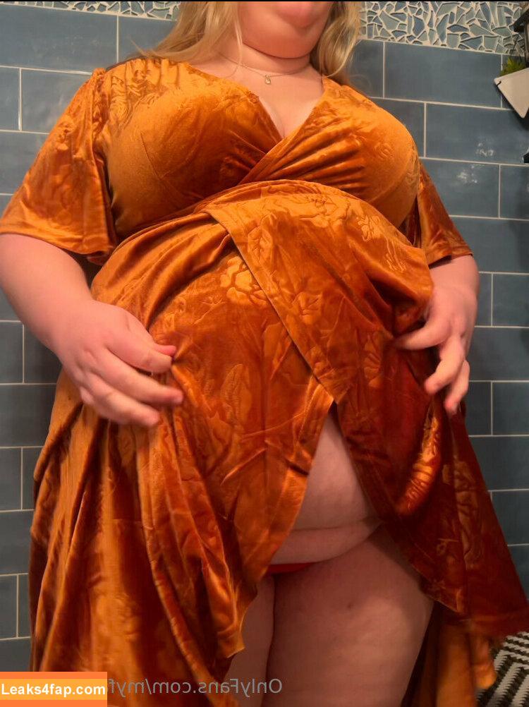 myfatblondegf /  leaked photo photo #0132