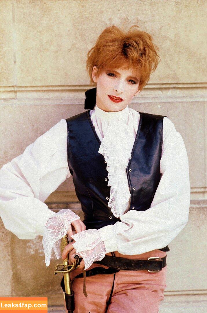 Mylène Farmer / https: / mylene.farmer.official / mylenefarmer leaked photo photo #0014