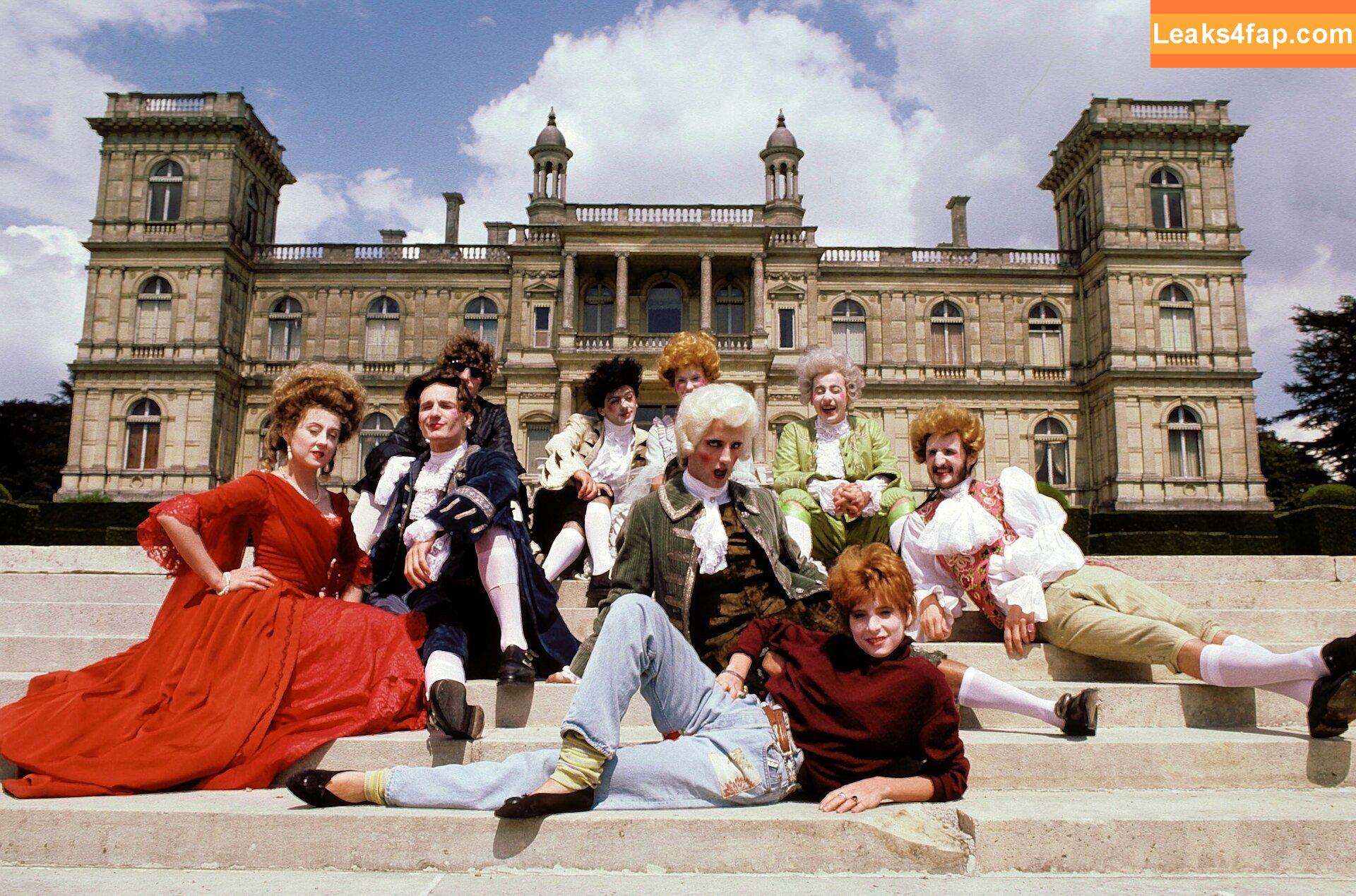 Mylène Farmer / https: / mylene.farmer.official / mylenefarmer leaked photo photo #0019