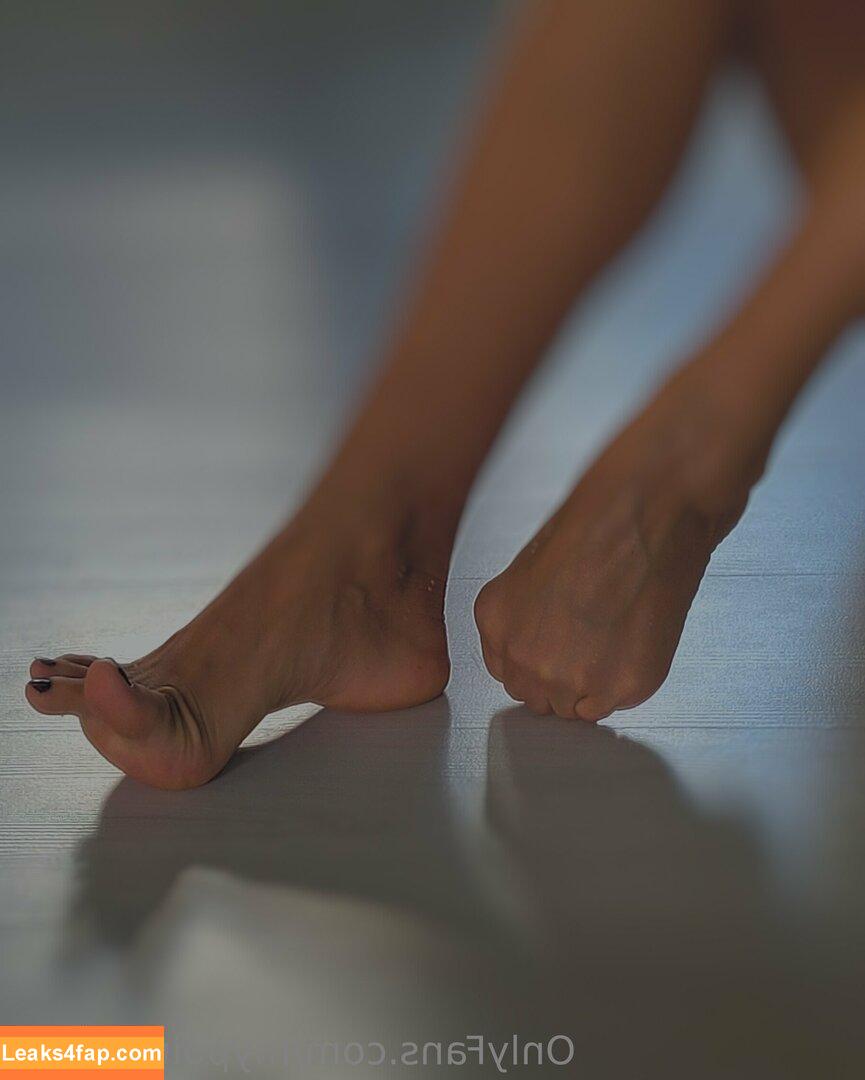 mypointedfeet /  leaked photo photo #0007