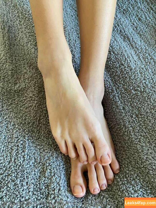 myposedtoes / myposedtoes3 leaked photo photo #0076