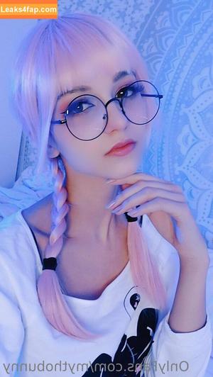 MythoBunny photo #0076