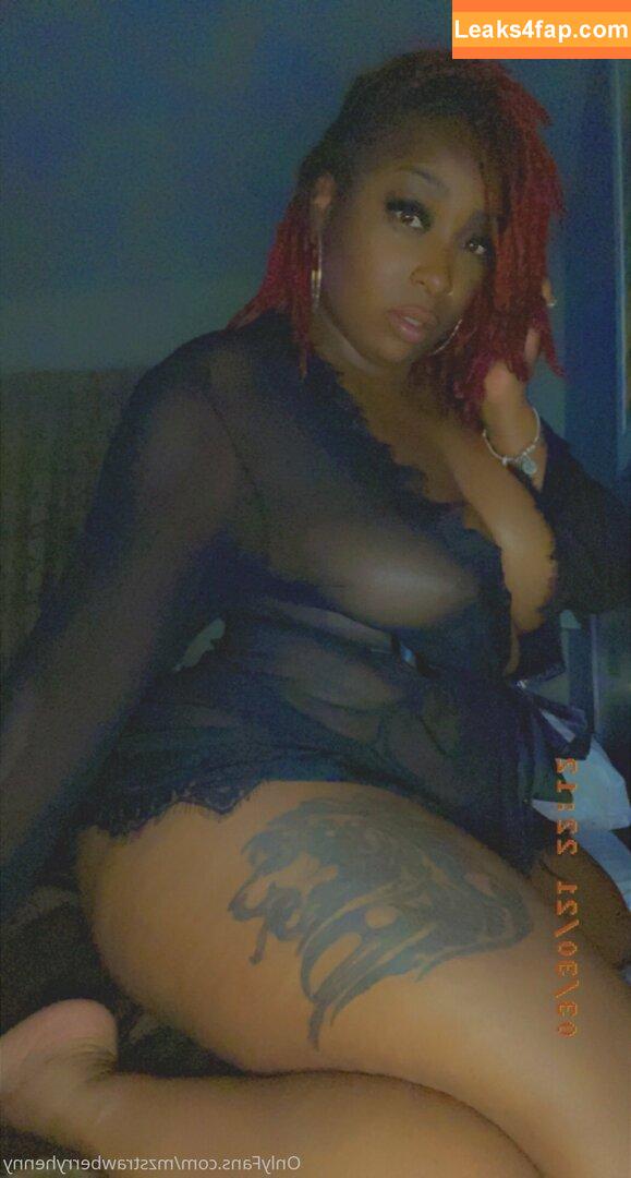 mzstrawberryhenny / mz.strawberryhennessy leaked photo photo #0023