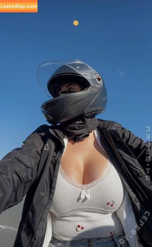 naadine.223 photo #0074