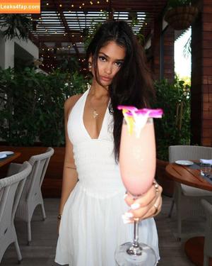 Naaz Torbati photo #0277