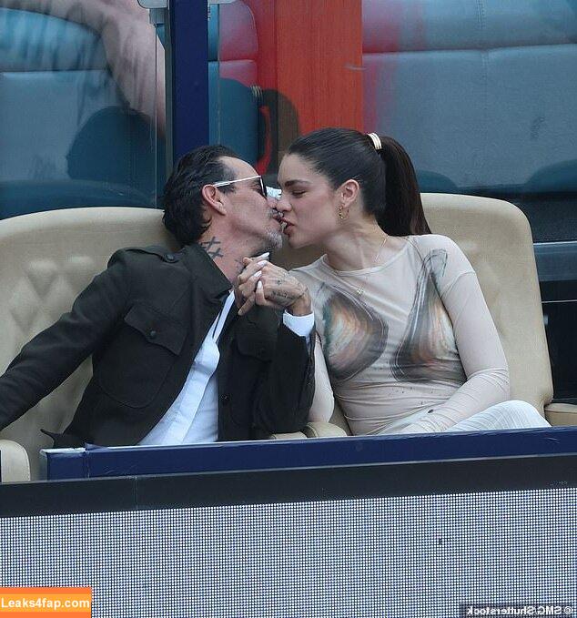 Nadia Ferreira /  leaked photo photo #0010