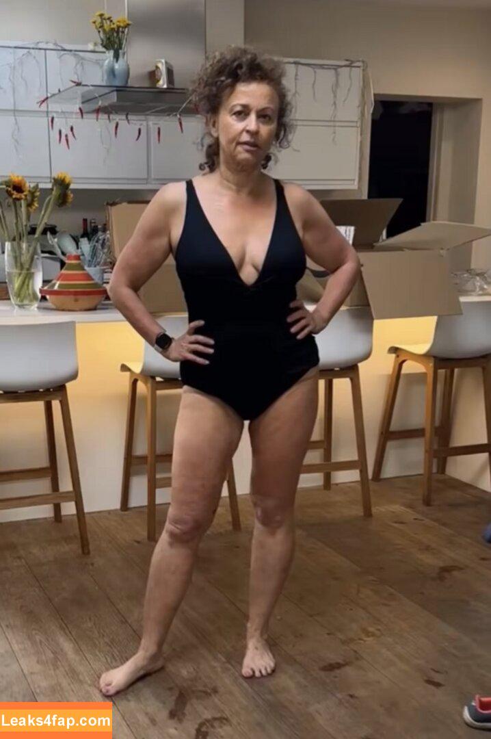 Nadia Sawalha / nadiasawalha leaked photo photo #0049