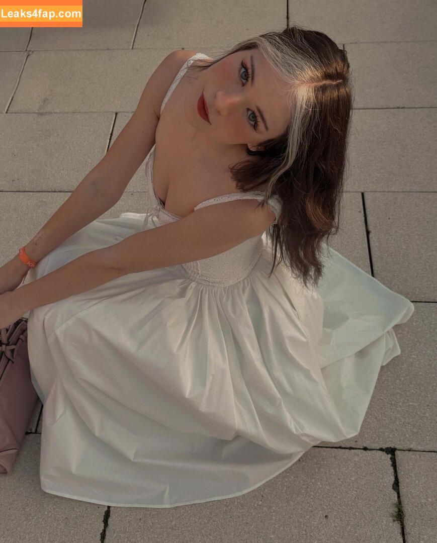 Nadine Breaty / nadinebreaty / nadinenight leaked photo photo #0144
