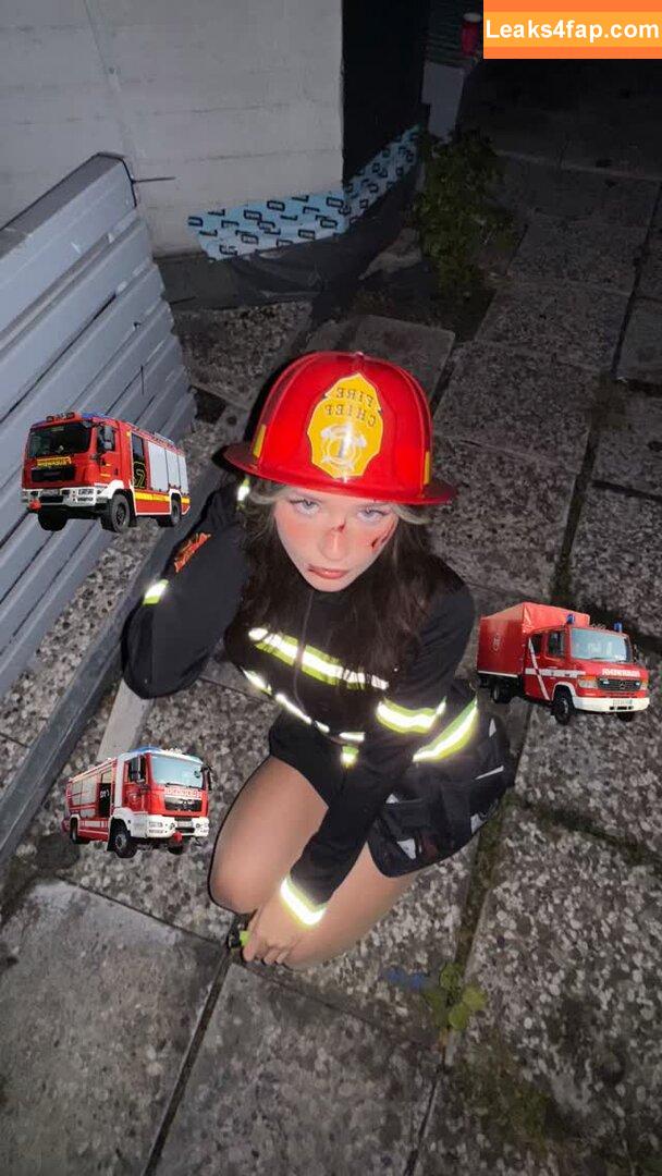 Nadine Breaty / nadinebreaty / nadinenight leaked photo photo #0173