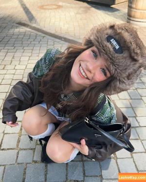 Nadine Breaty photo #0133