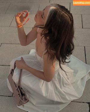 Nadine Breaty photo #0143