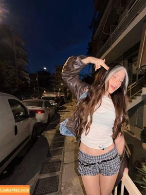 Nadine Breaty photo #0178