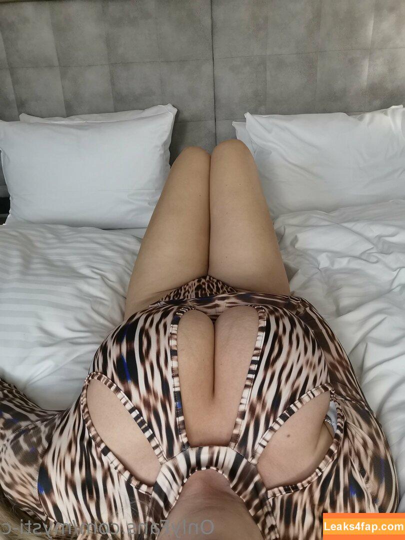 nadine-j.de / Mysti C. / nadine__j__ / thenadinejansen слитое фото фото #0382