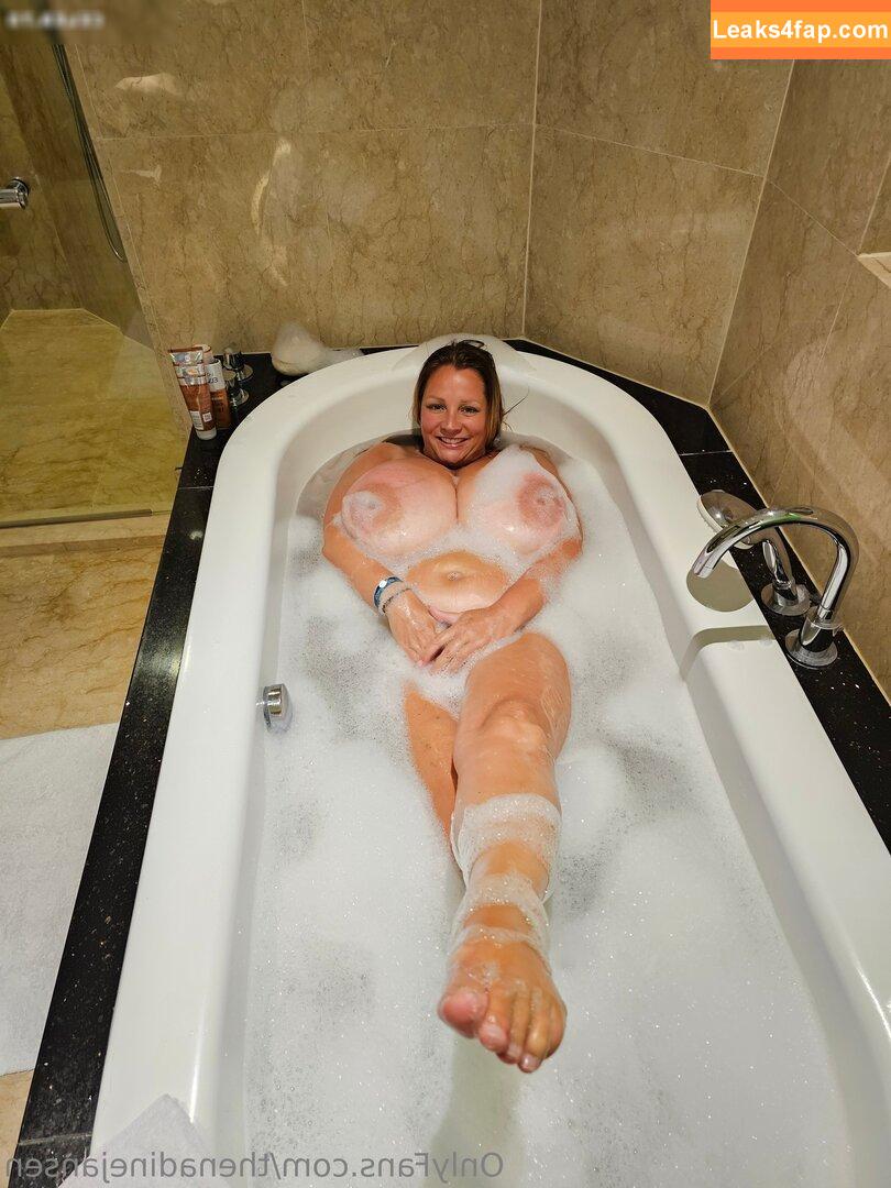 Nadine Jansen / nadinejansenofficial / thenadinejansen leaked photo photo #2739
