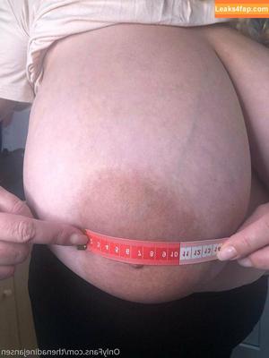 Nadine Jansen photo #2126