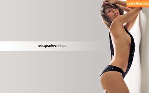 Nadine Velazquez photo #0031