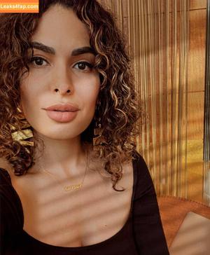 Nadine Velazquez photo #0071
