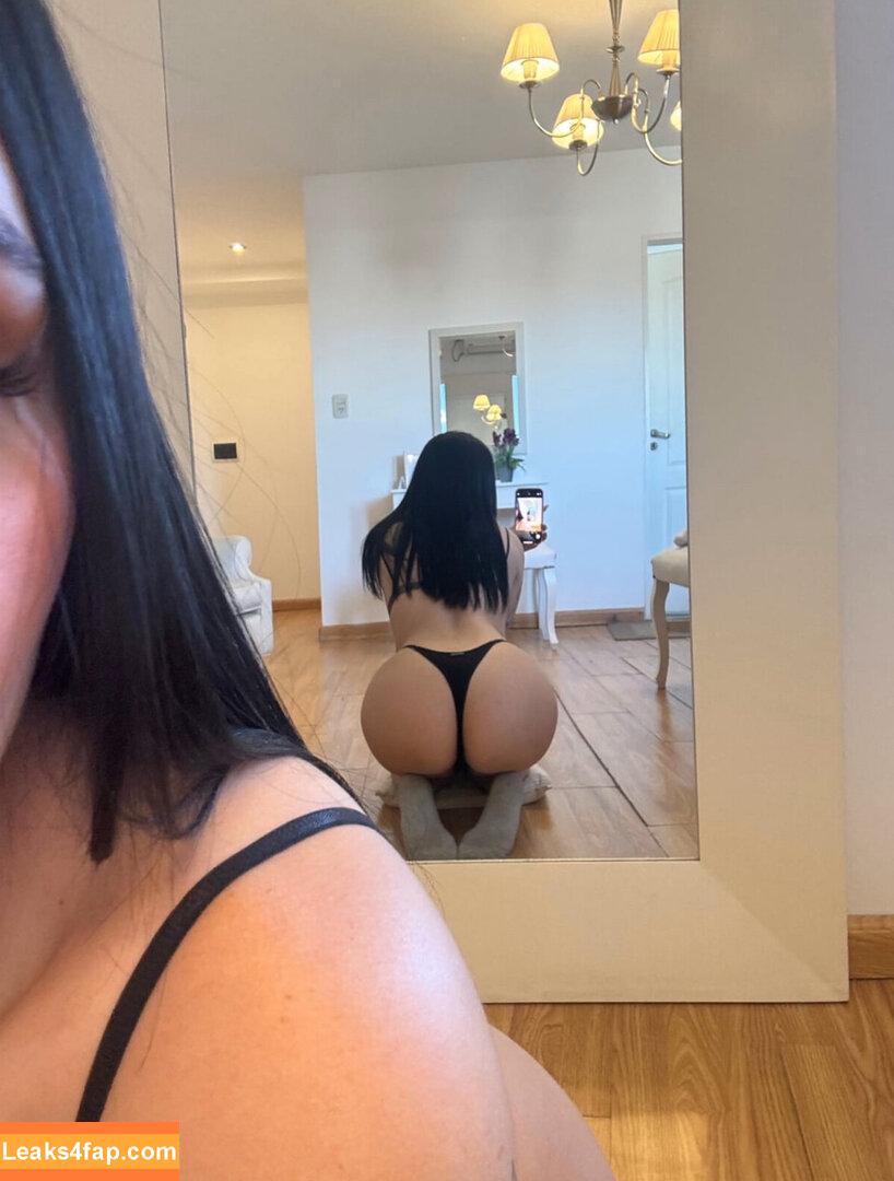 Nahiaraxo / nahirxooo leaked photo photo #0009
