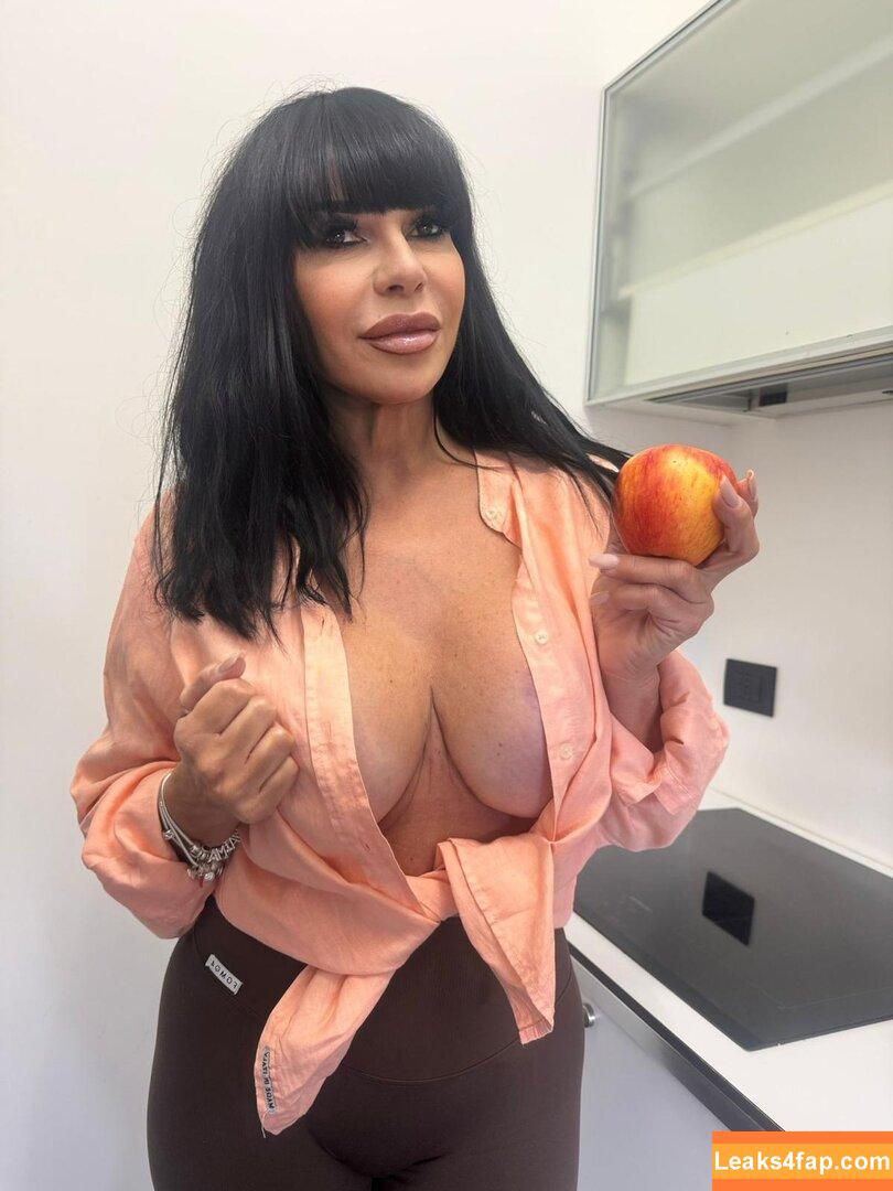 Naima La Donna Puma /  leaked photo photo #0002