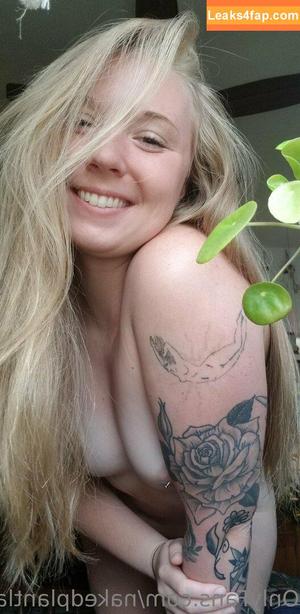 nakedplantlady photo #0056
