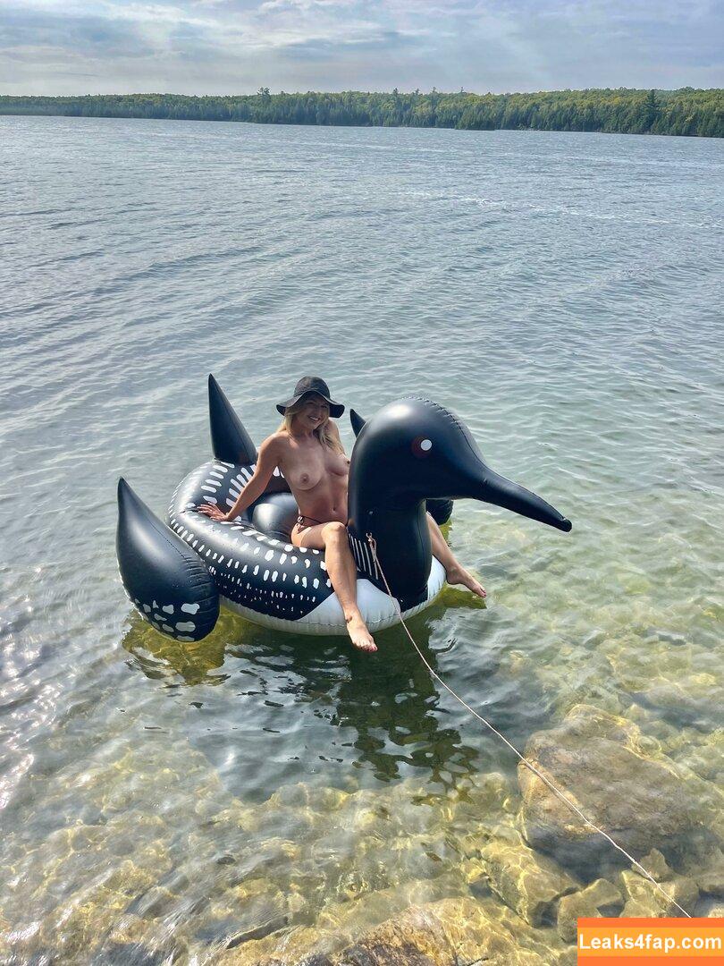 Nakeds Anchors [NN] /  leaked photo photo #0040
