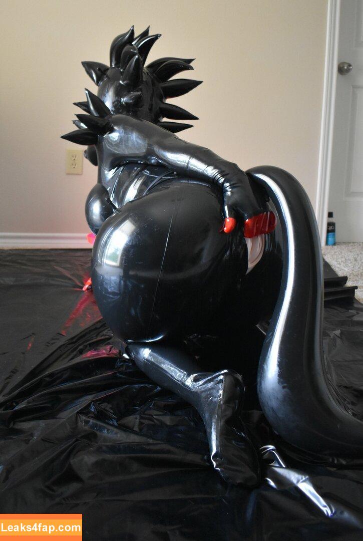 nami_latex /  leaked photo photo #0046