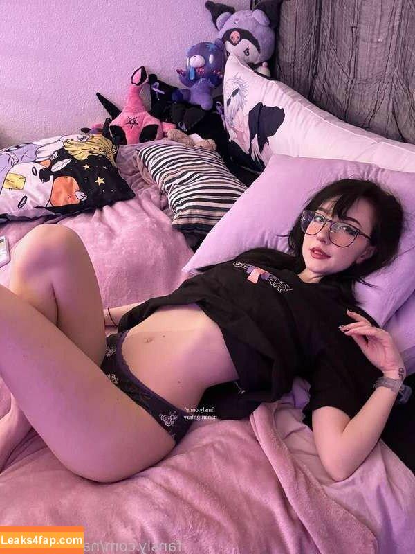 Nananightray / nsaneee leaked photo photo #0145
