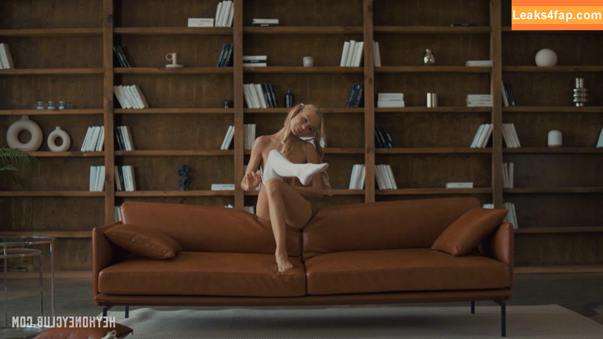 Nancy Ace / NancyA_official / https: / nancy_anastasiia / nancyace leaked photo photo #0405