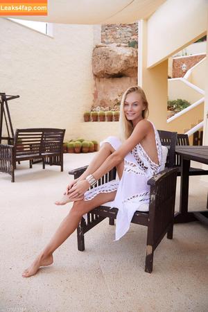 Nancy Ace photo #1405