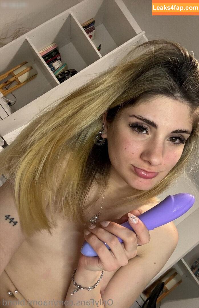 Naomi Blond / Striking-Visual9879 / naomi.blond / naomi_blond слитое фото фото #0006